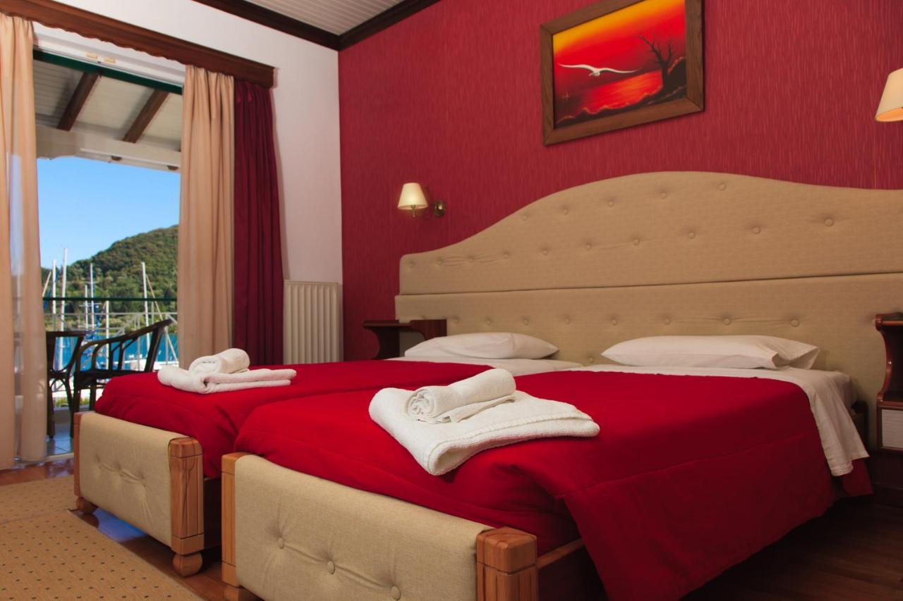 Bed and Breakfast Yannis Nydri  Esterno foto