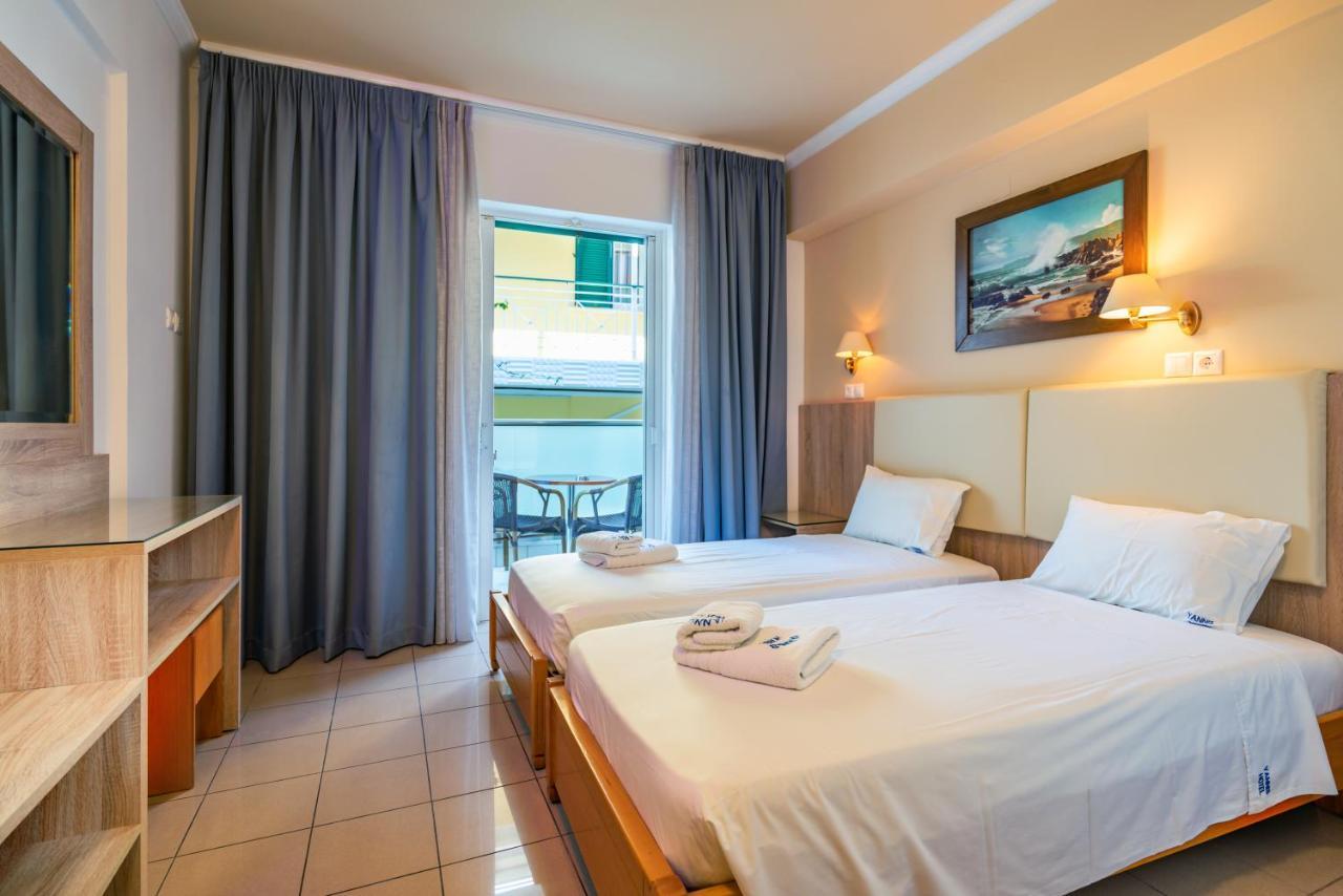 Bed and Breakfast Yannis Nydri  Esterno foto