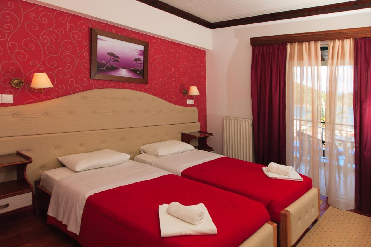 Bed and Breakfast Yannis Nydri  Esterno foto